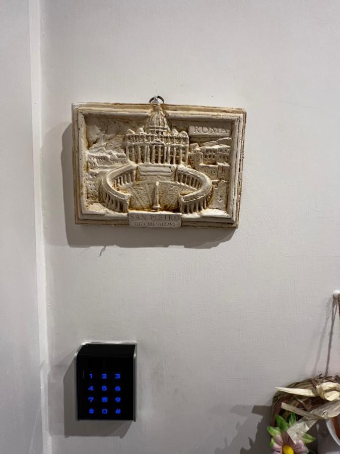 Roma Vatican'S Room מראה חיצוני תמונה
